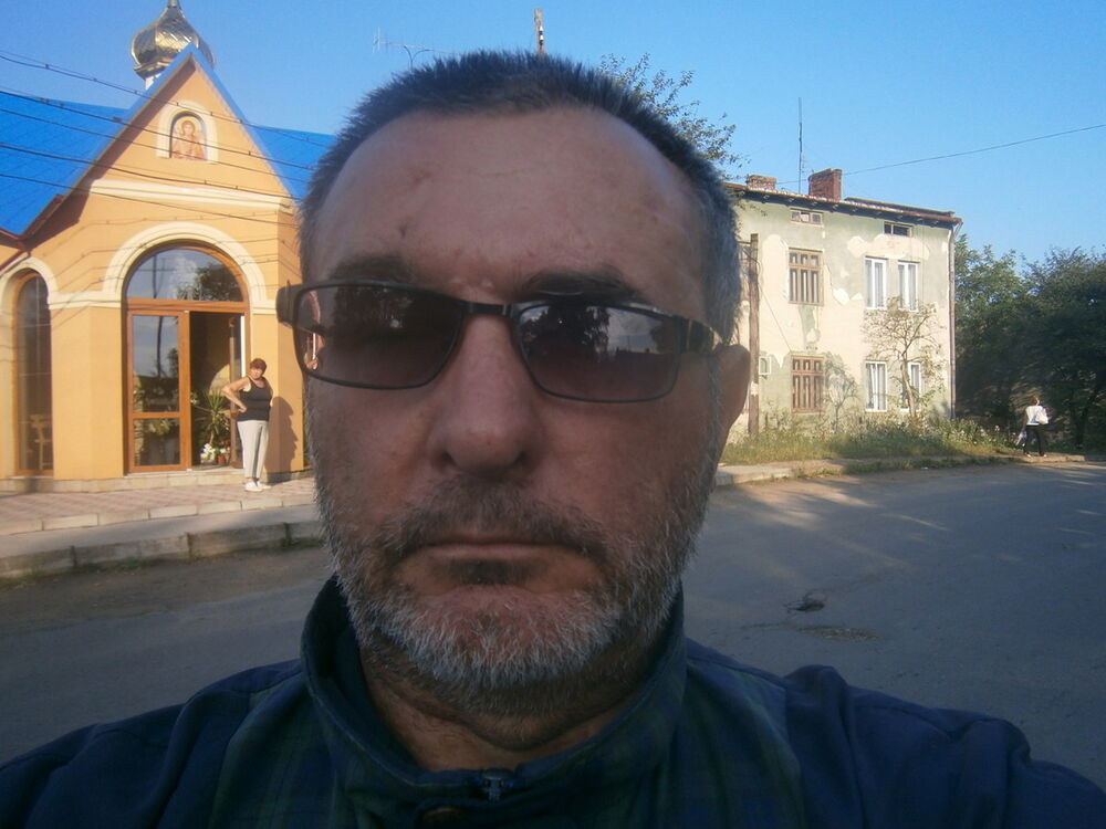  8030358  , 61 ,    