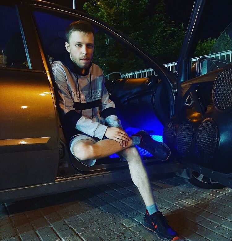  ,   , 28 ,   ,   