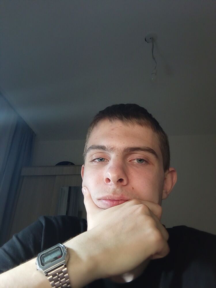  53581158  , 22 ,    -