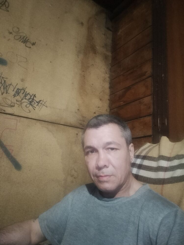  51521148  , 42 ,    