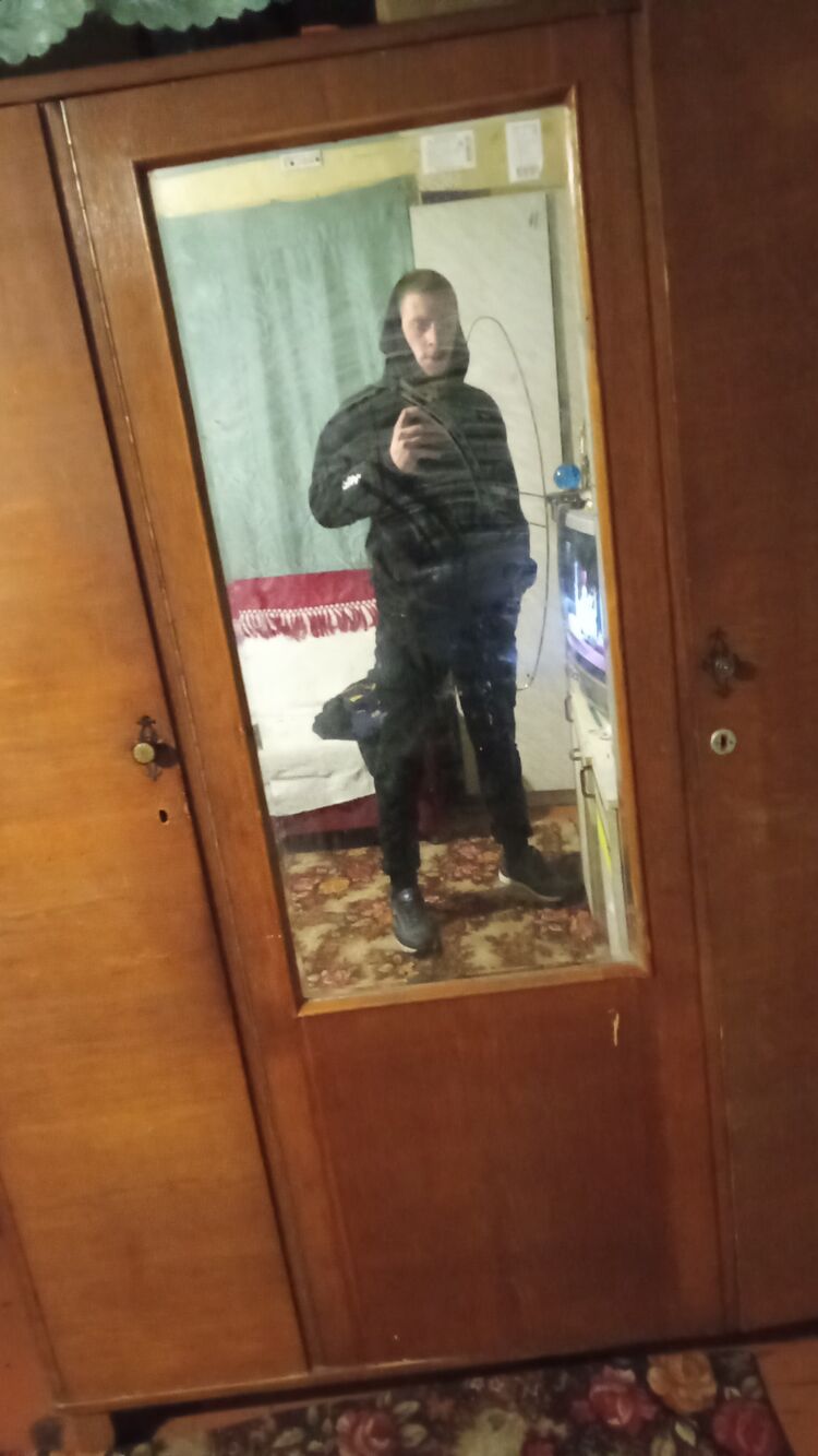  39706628  , 21 ,    