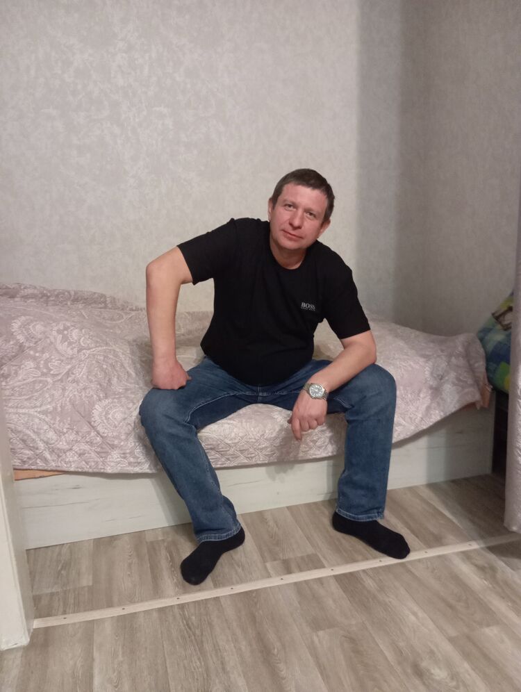  48661878  , 44 ,    