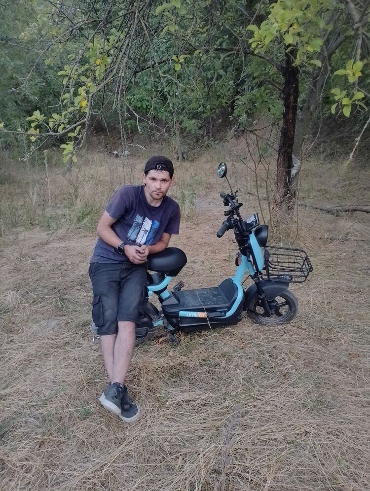  52836438  , 30 ,    