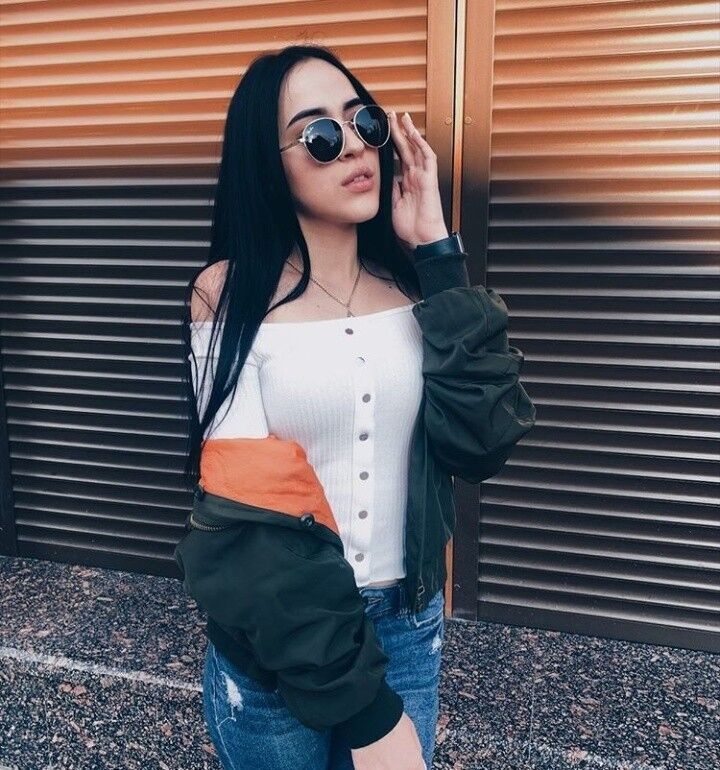  -,   Aisha, 25 ,   ,   