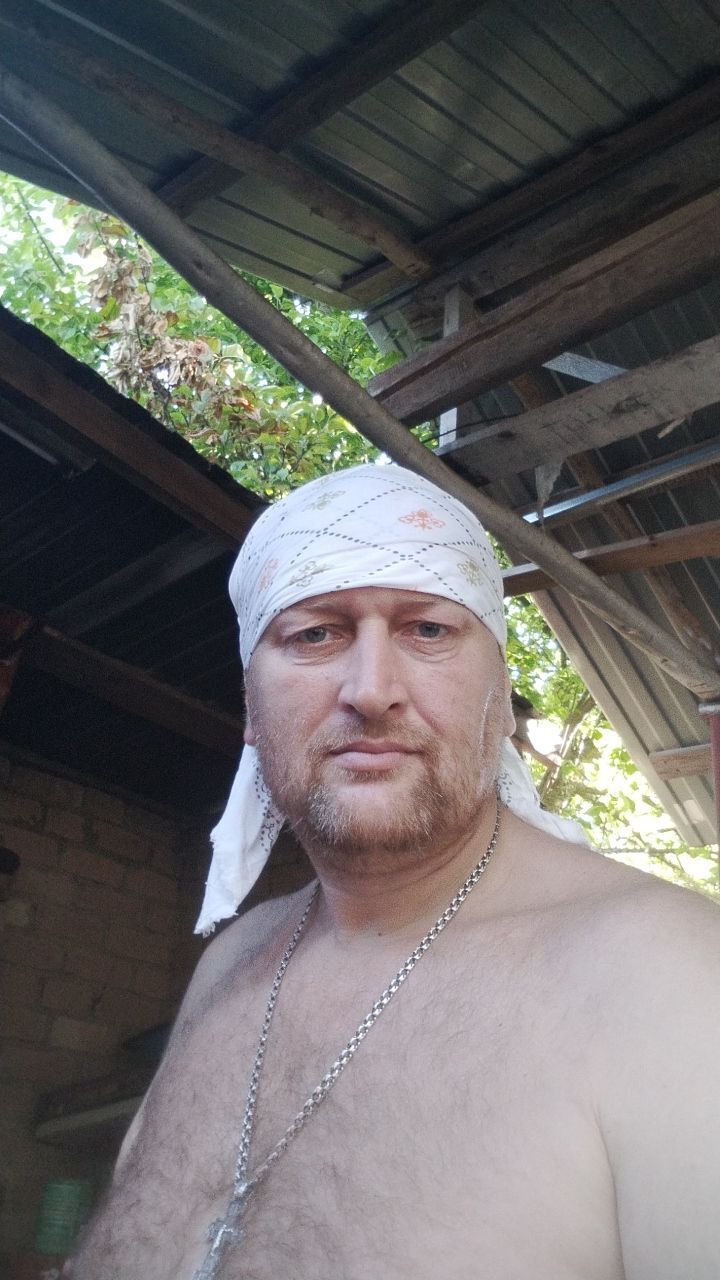  43416558  Alex, 47 ,    