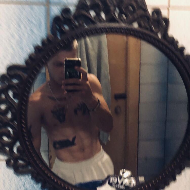  36741688  XsXs, 24 ,    