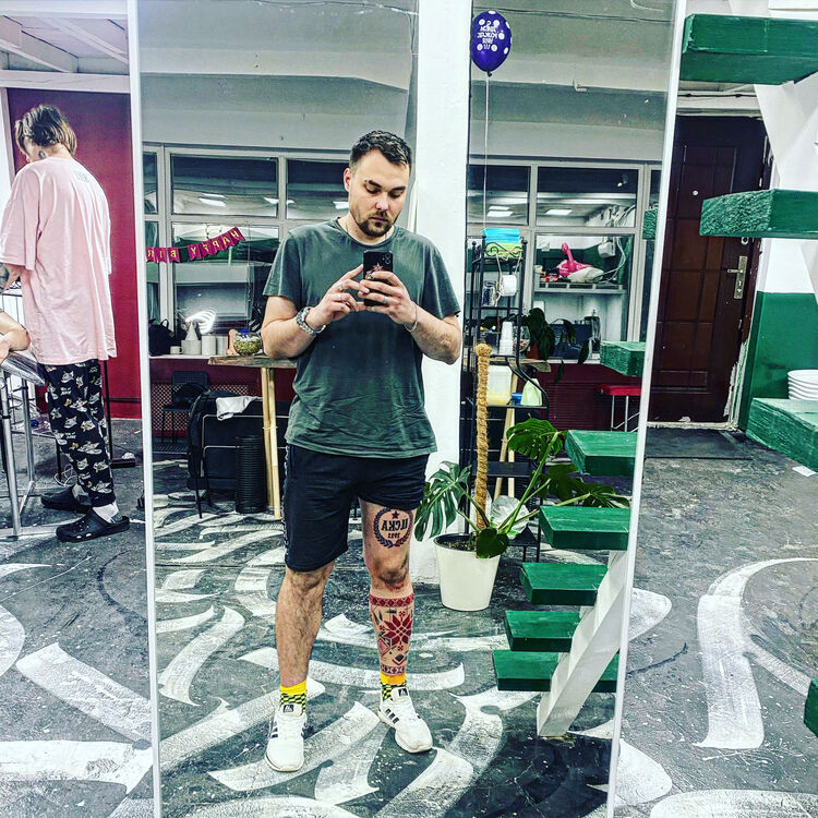  54261988  , 28 ,    -