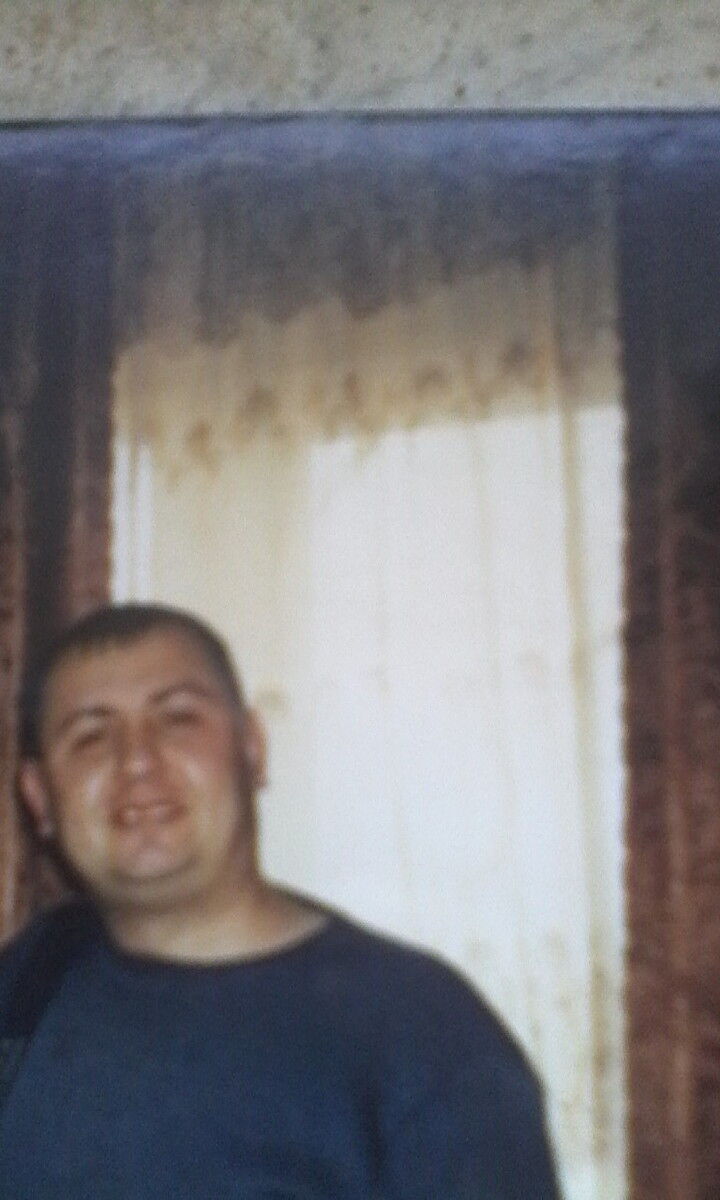  ,   Victor, 48 ,   