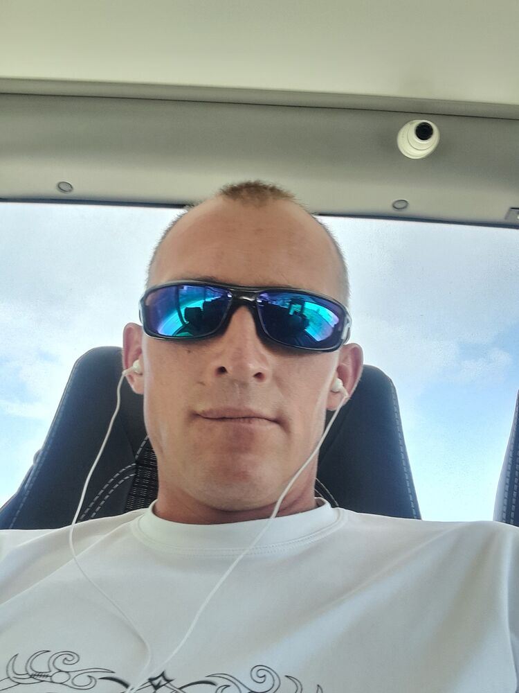  28886288  , 40 ,    