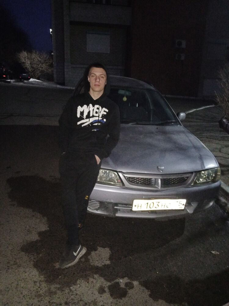  ,   Kirill, 20 ,   ,   
