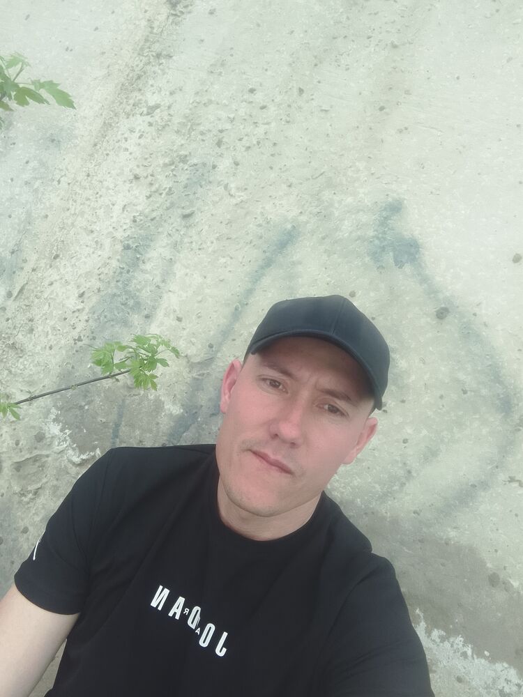  47884698  , 32 ,    