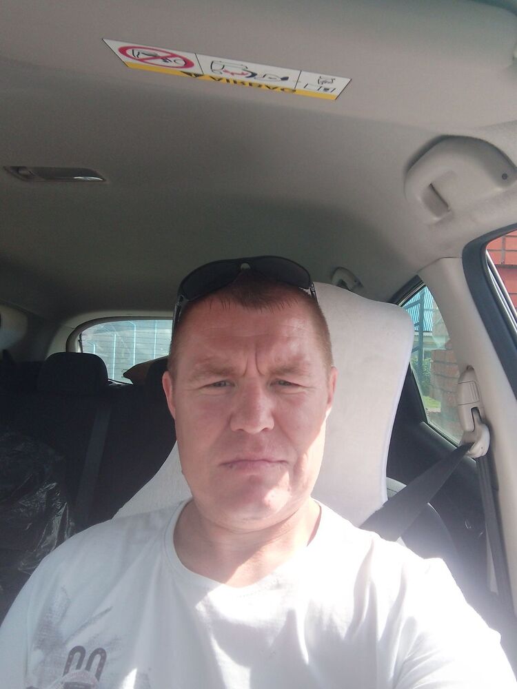  46090978  , 43 ,    