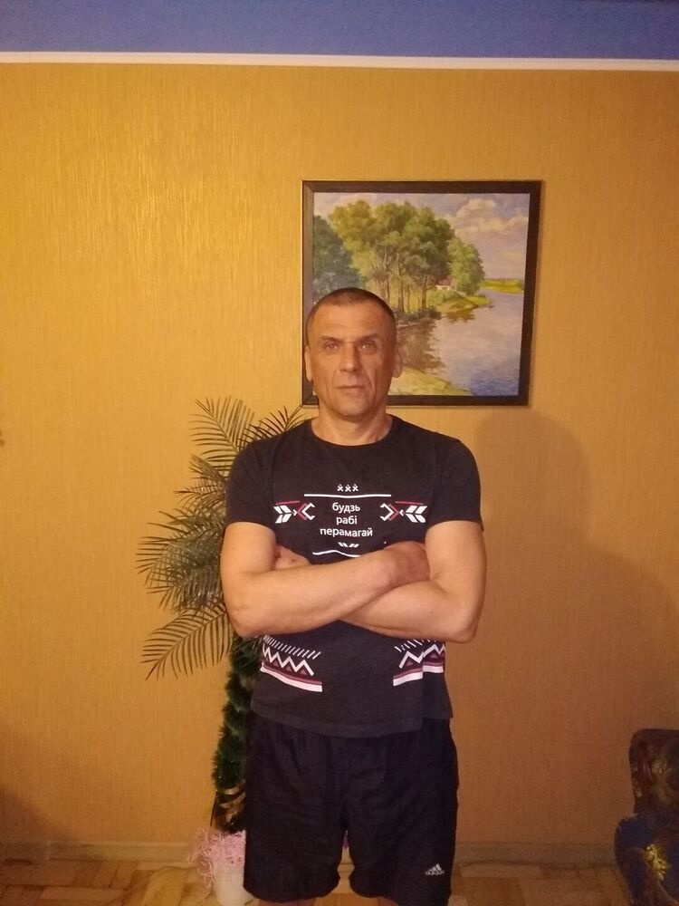  ,   Venia, 47 ,   ,   