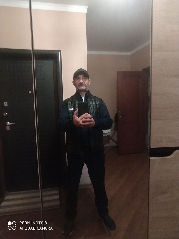  49779758  Yasar, 46 ,    