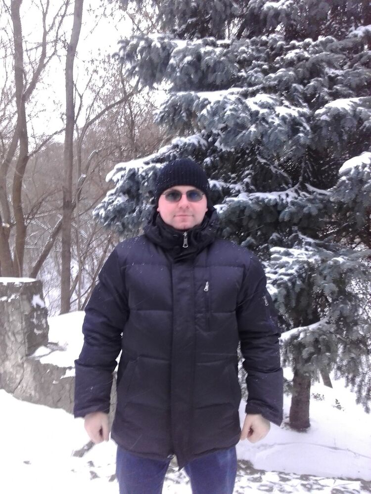  ,   Petrea, 39 ,  