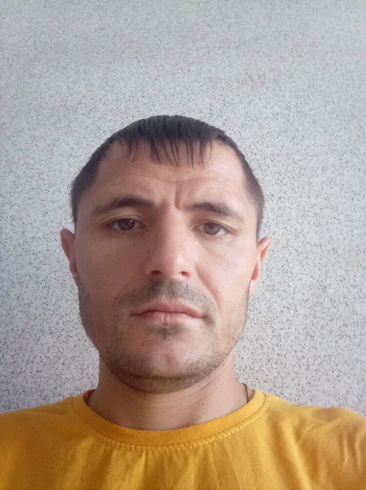  36724088  Dumitru B, 34 ,    Holon