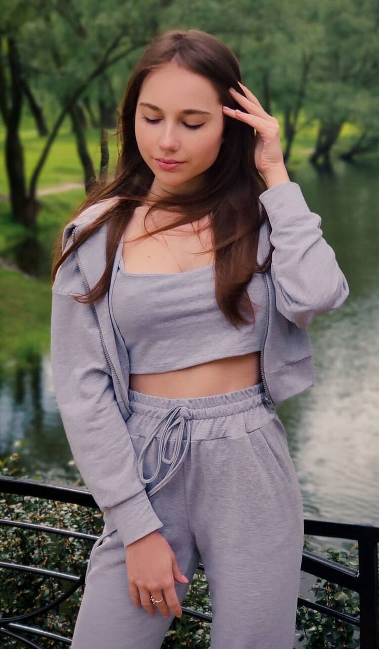  ,   , 24 ,   