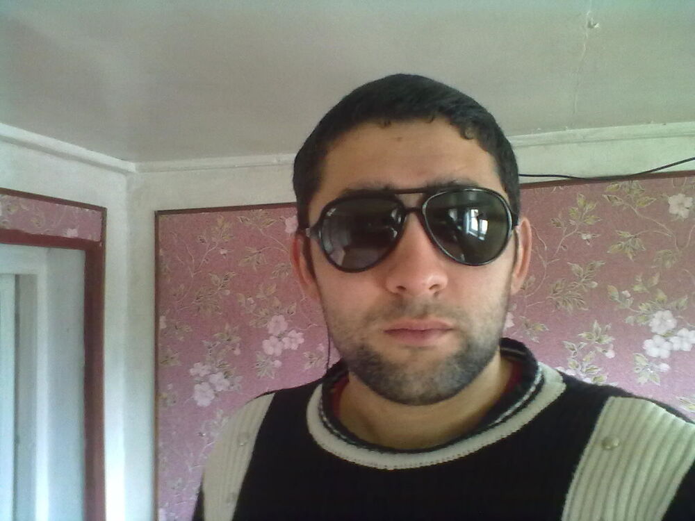  6142878  Xeyal, 44 ,    