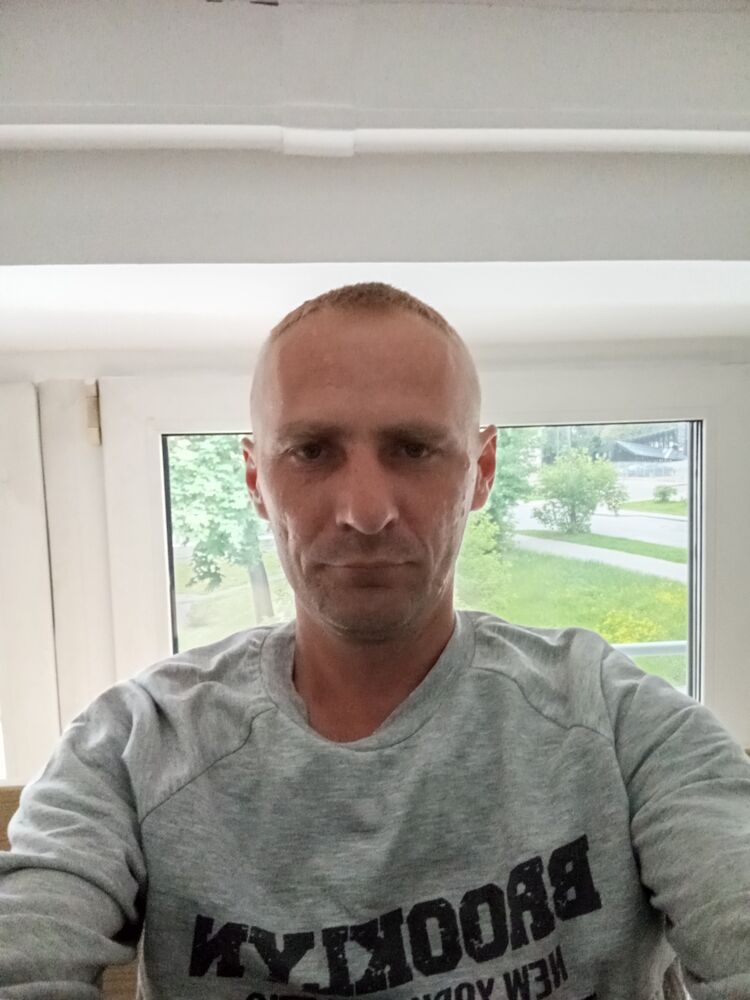  47247558  , 33 ,    