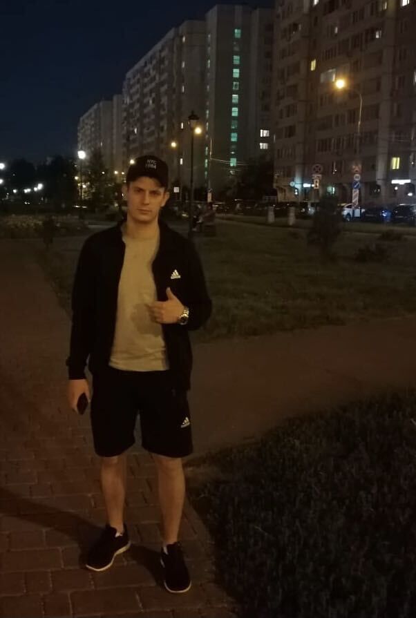  --,   Ivan, 31 ,   