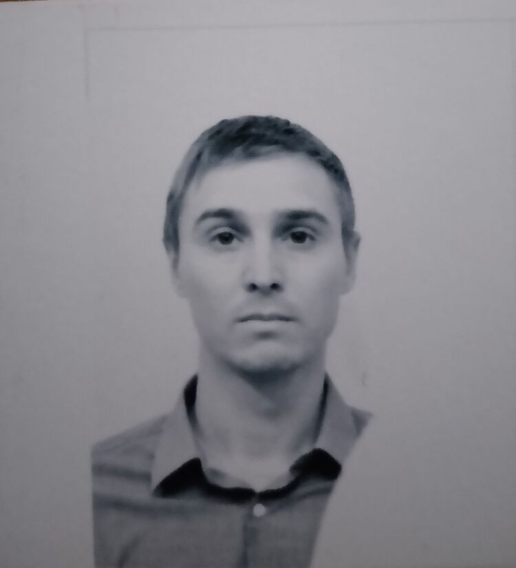  33901428  , 27 ,    