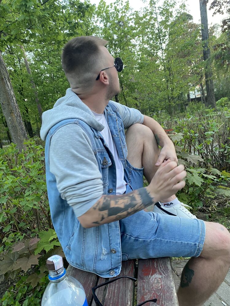  34953188  Timofey, 24 ,    