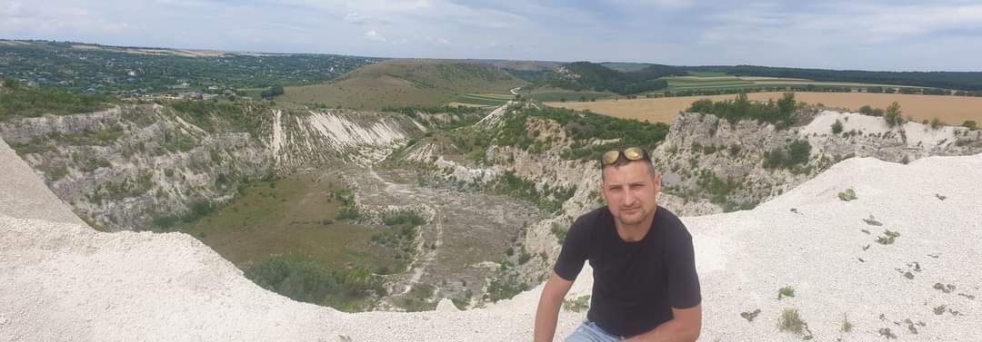  ,   Sergiu, 38 ,   ,   , 
