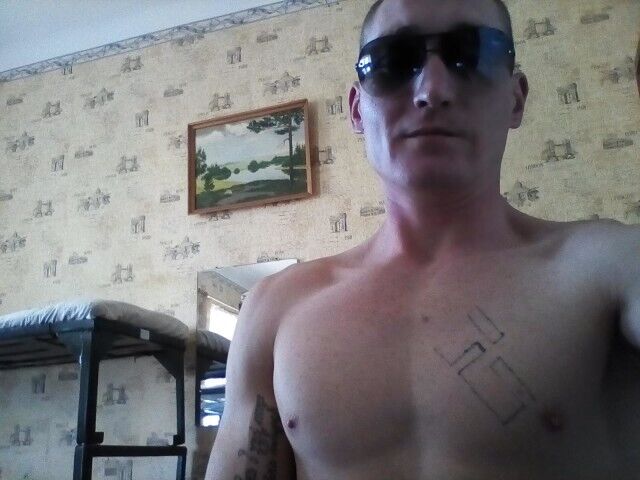 52753878  , 38 ,    