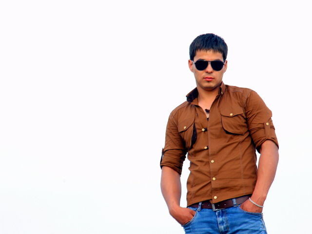  ,   Doniyor, 35 ,   ,   , c 