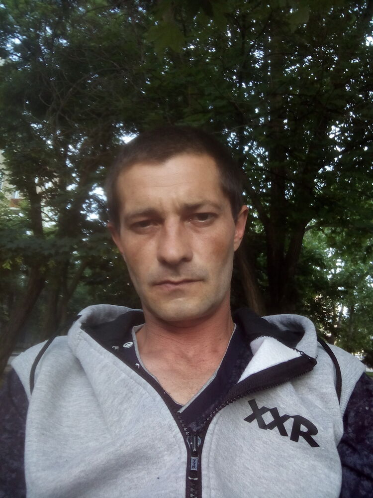  23194248  Andrey, 42 ,    