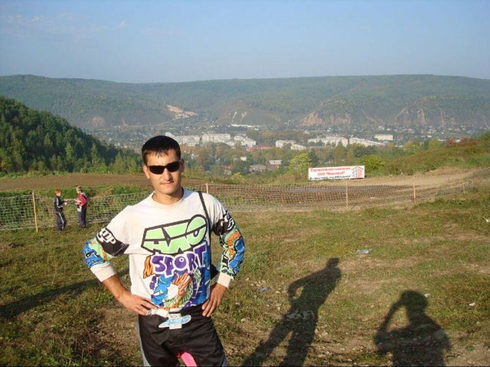  13687648  Igor, 38 ,    
