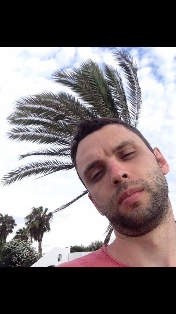  ,   Aleks, 44 ,   ,   , c 
