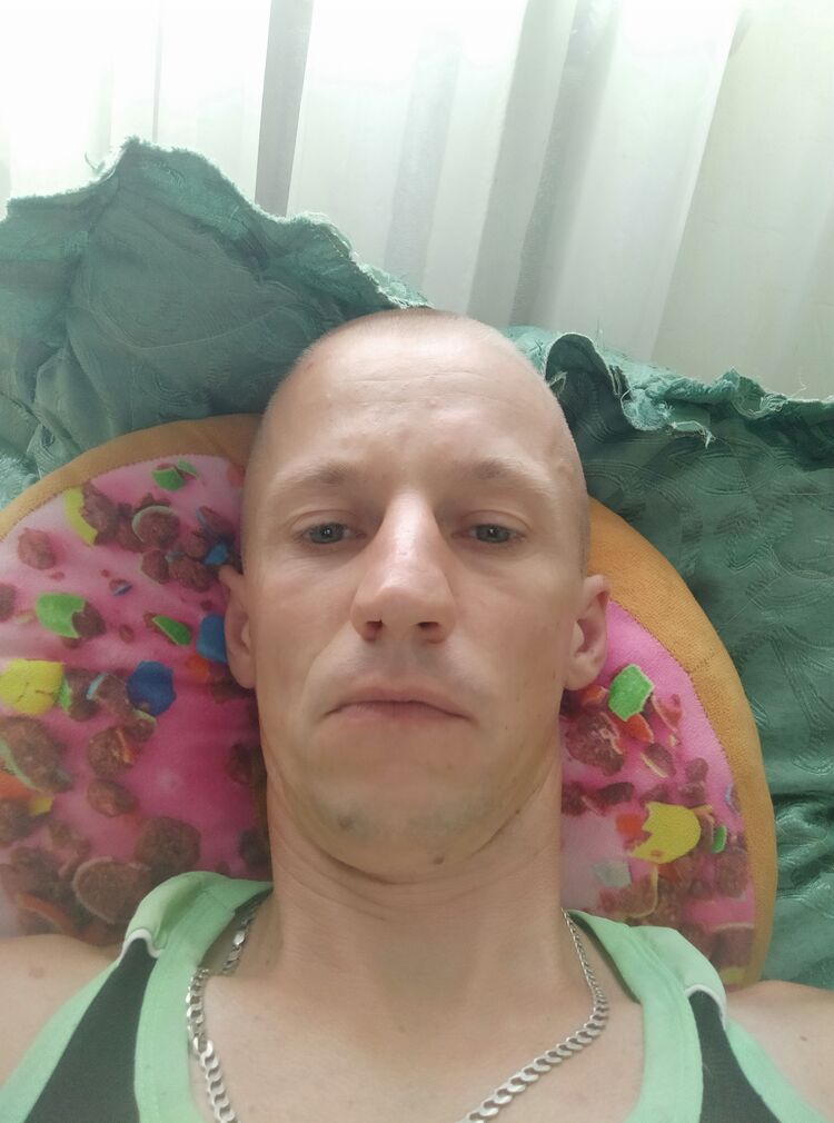  28337138  , 37 ,    