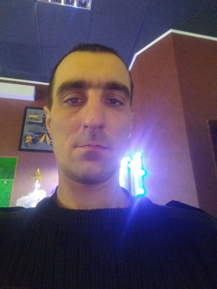  31570528  , 34 ,    