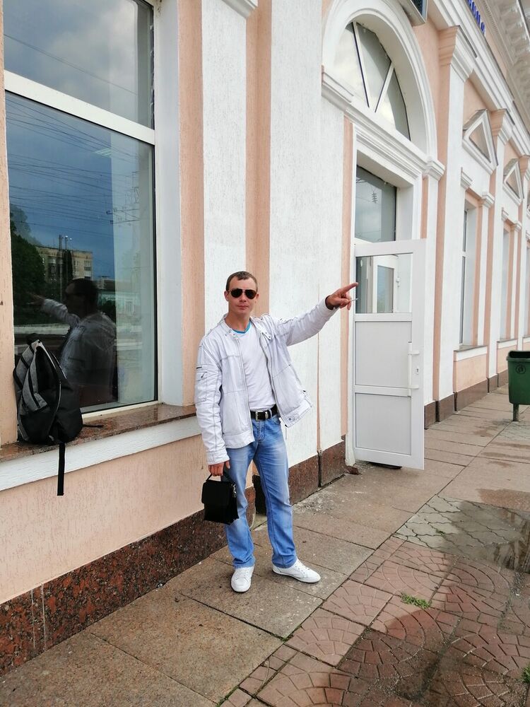  ,   Aleksandr, 42 ,   ,   , c 