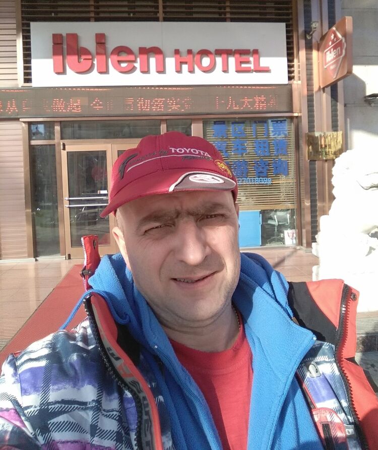  -,   Andrei, 48 ,   ,   , c 