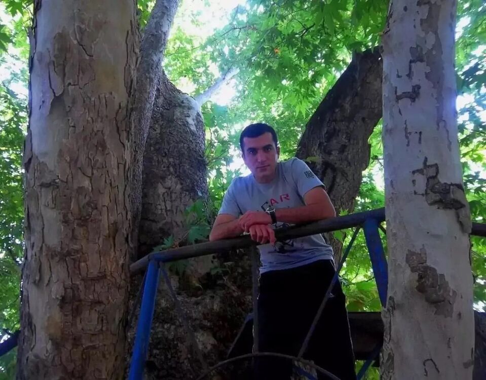  ,   Vahan, 34 ,   ,   , c 