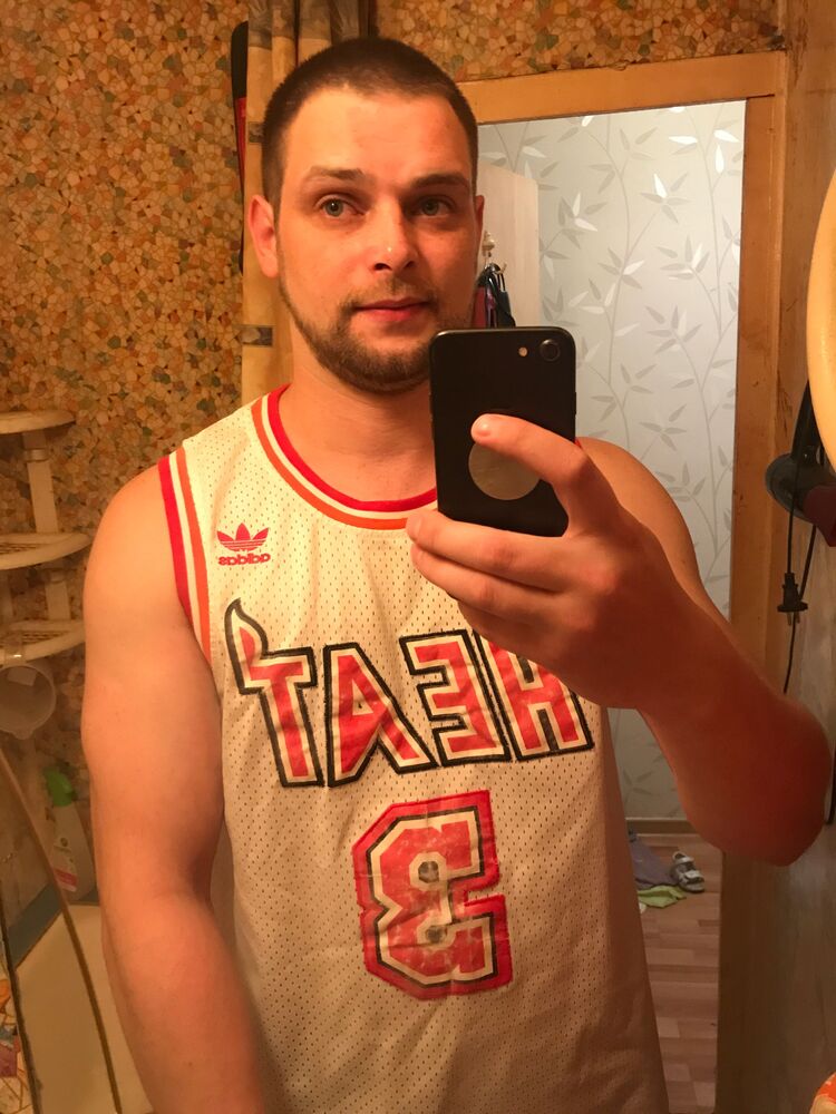  35716358  , 33 ,    