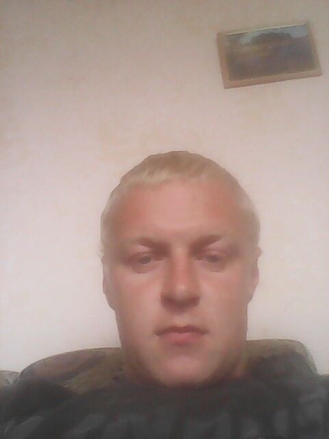  9915798  , 33 ,    