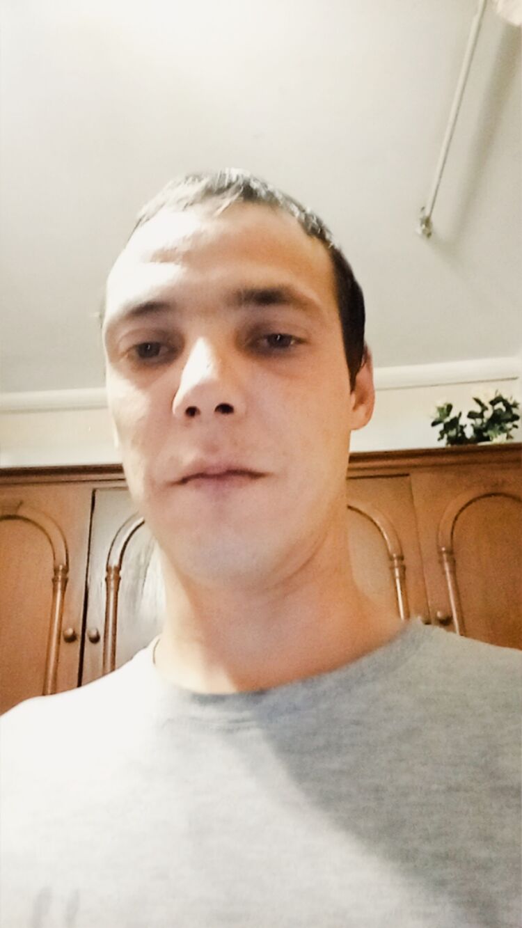  43749718  , 33 ,    