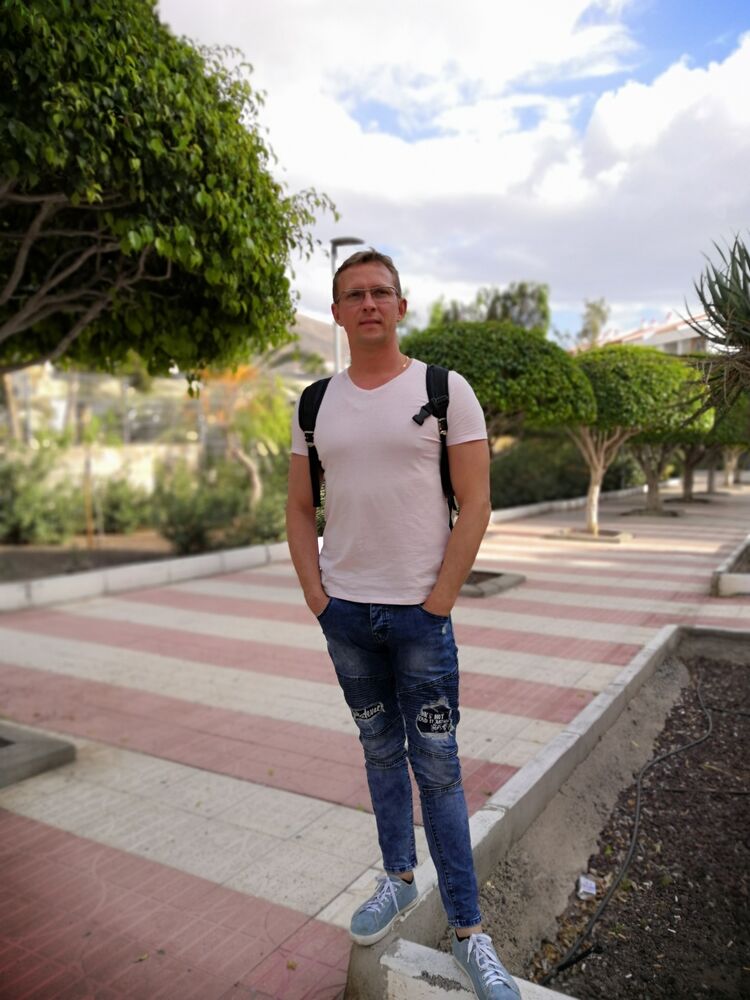  ,   Romario, 42 ,   ,   , c 