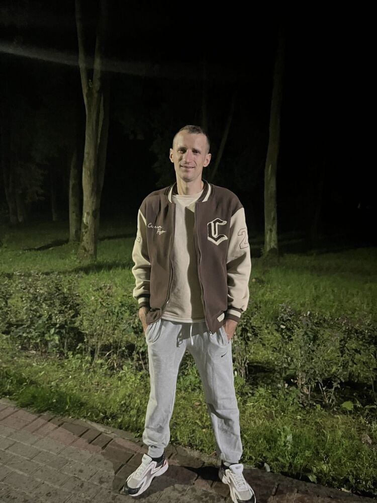  51211028  , 31 ,    