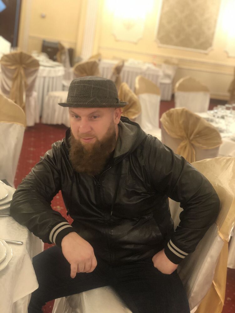  24149488  Ramzan, 40 ,    