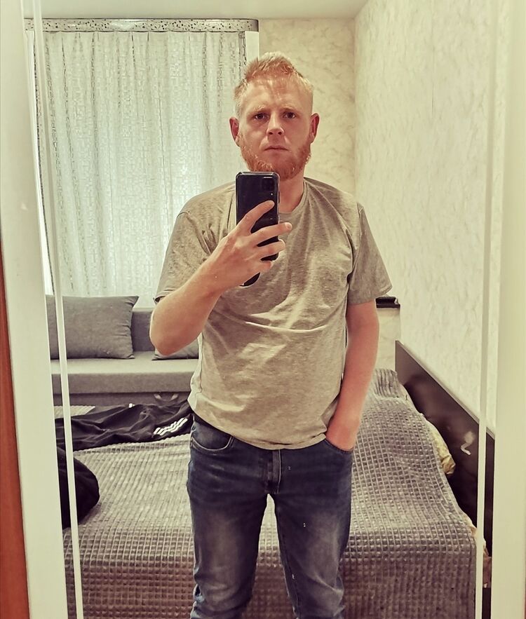  45657888  Akyla, 34 ,    