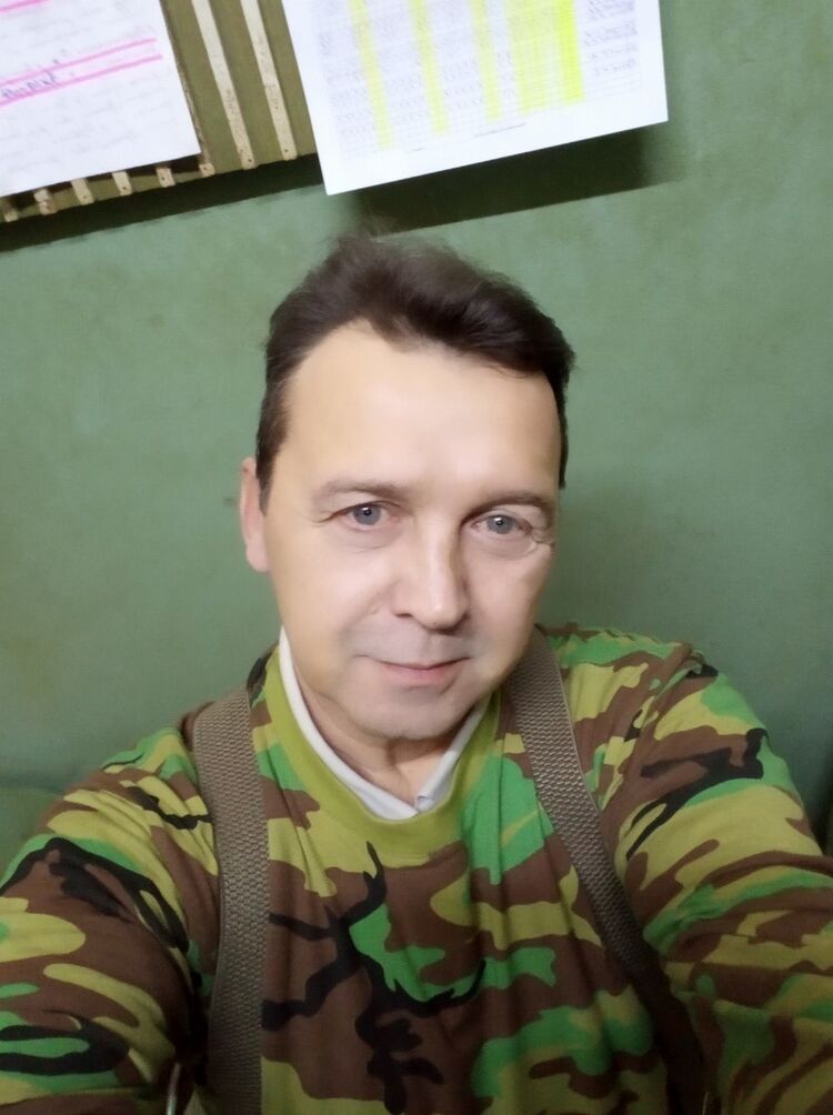  18517558  , 56 ,    