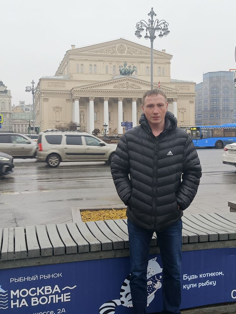  ,   Aleks, 29 ,   ,   