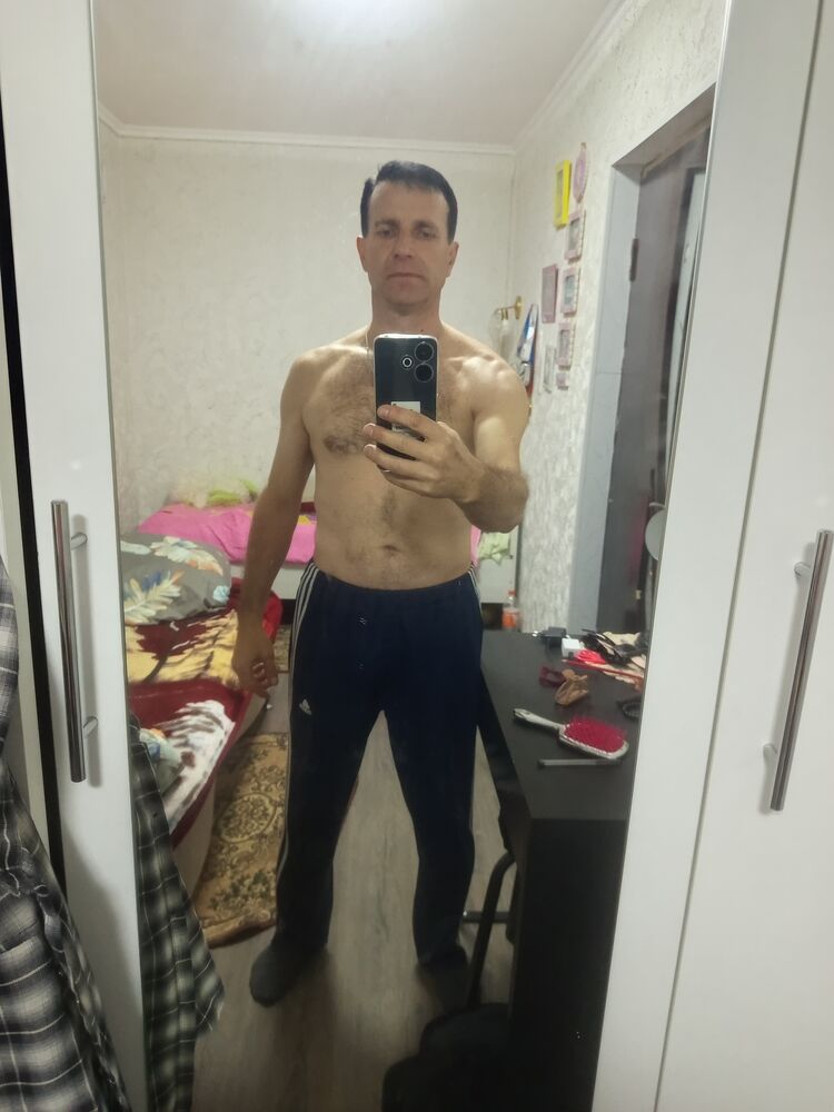  46968778  , 48 ,    