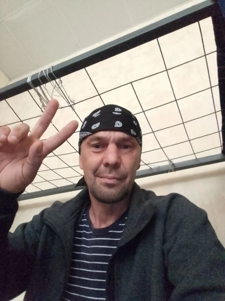  46742048  , 45 ,    