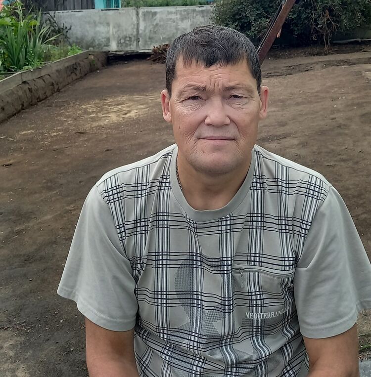 46172718  Andrey, 53 ,    