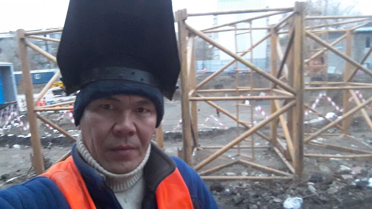  ,   Nurik, 47 ,     , c 